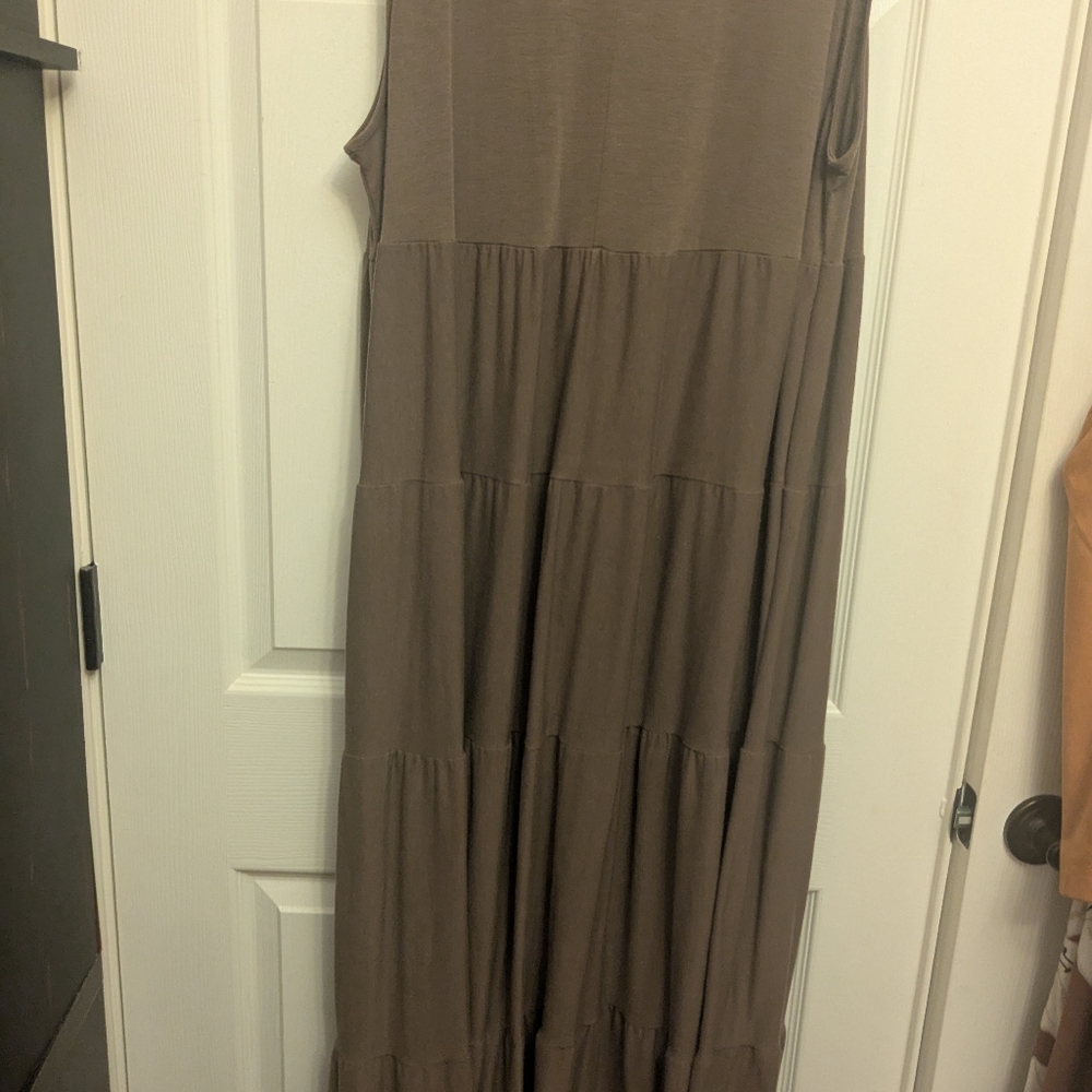 Sleeveless Brown Maxi Dress